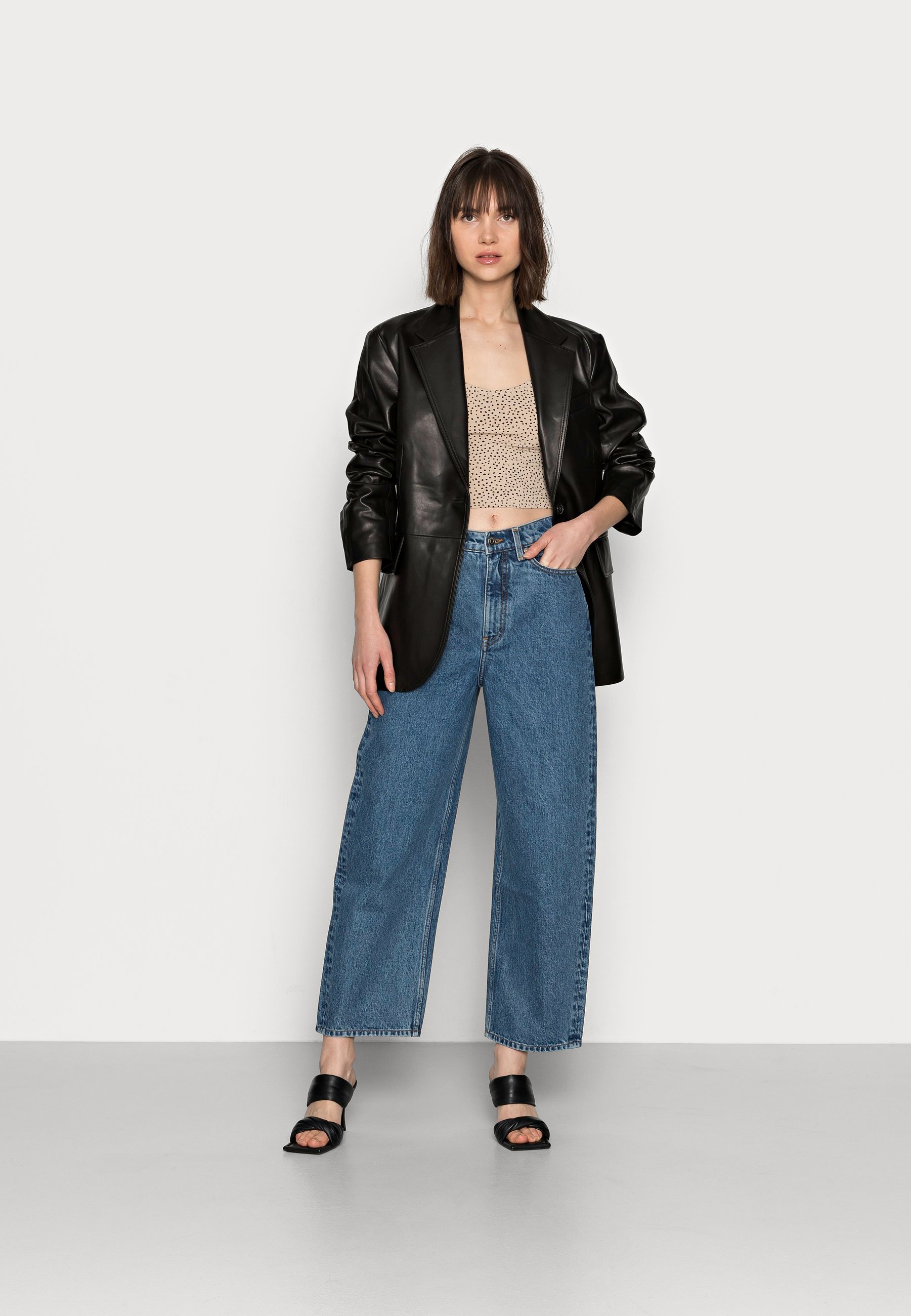 ARKET CROPPED NIGHT WASH - Straight leg 