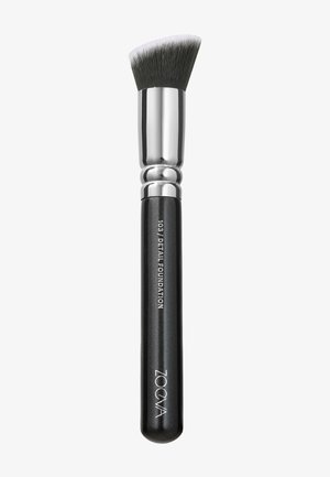 103 DETAIL FOUNDATION - Makeup accessory - -