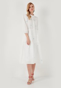 LELA REGULAR FIT - Haljina-majica - white