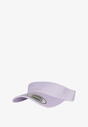 Állítható levendula színű napernyő sapka ívelt billével, szövetből készült, kör alakú címkével, amelyen a márkára és az eredetiségre vonatkozó szöveg található.