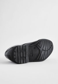 Next REGULAR FIT - Paeltega jalanõud - black