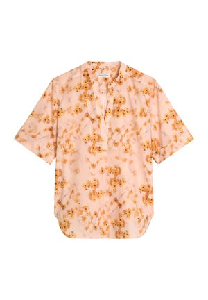 Blouse rose clair à manches courtes, coupe ample, col mandarin et motif floral orange.