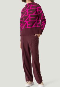 zero Sweter