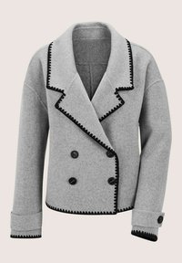 Grijze dubbele-breasted wollen jas met zwarte scalloped afwerking op de kraag, manchetten en zoom, met vier zwarte knopen en opgerolde manchetten.