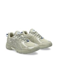 ASICS SportStyle GEL-VENTURE 6 GS - Trainers - fossil fossil
