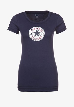 Granatowy dopasowany t-shirt z krótkim rękawem z przetartym białym logo Converse All Star i czarną gwiazdą z przodu.