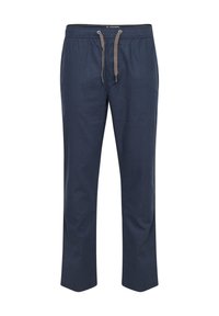 Ei valittu, dress blues