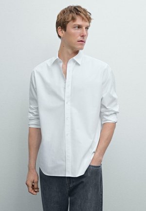 REGULAR FIT GARMENT - Businesshemd - white