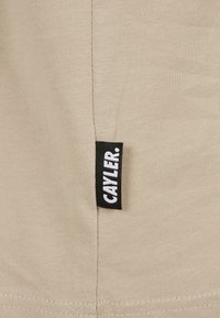 Cayler & Sons T-shirts med print - sand