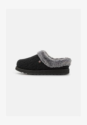 Skechers Wide Fit KEEPSAKES - Chaussons - black
