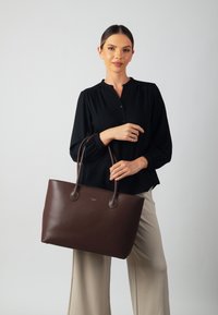 Carlheim OLIVIA  - Håndtasker - brown