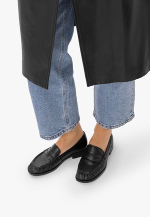 RYŁKO, 2DS19___ - Chaussons - schwarz