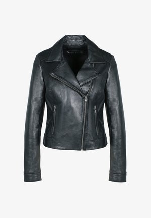 Czarna skórzana kurtka motocyklowa z klapowanym kołnierzem, asymetrycznym zamkiem z przodu i dwiema kieszeniami bocznymi na zamek. Gładka tekstura, dopasowany krój.