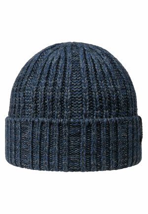Brede muts in donkerblauw en grijs met geribbeld textuur. Heeft een opgerolde boord en een klein logo-label aan de zijkant. Geschikt voor koud weer.