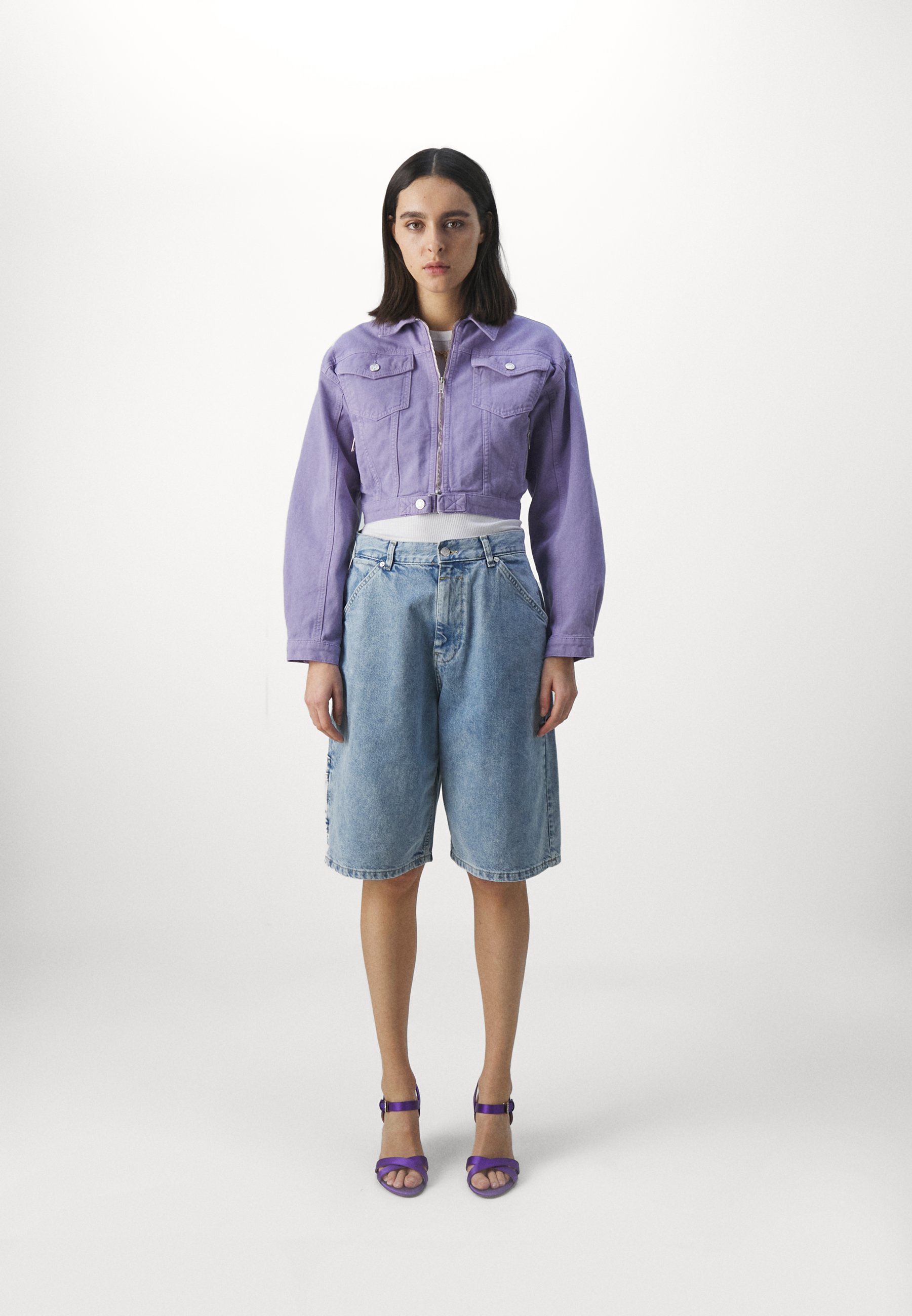 ショートパンツ Moschino Jeans Denim Bermuda Shorts MOSCHINO JEANS whiskering-effect Denim Shorts | Blue | FARFETCH