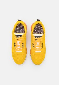 Scotch & Soda VIVEX  - Trainers - yellow