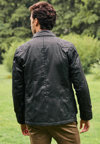 Next BIKER - Mākslīgās ādas jaka - black