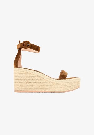 Gianvito Rossi, ESPADRILLES BROWN - Sandales à talons hauts - brown