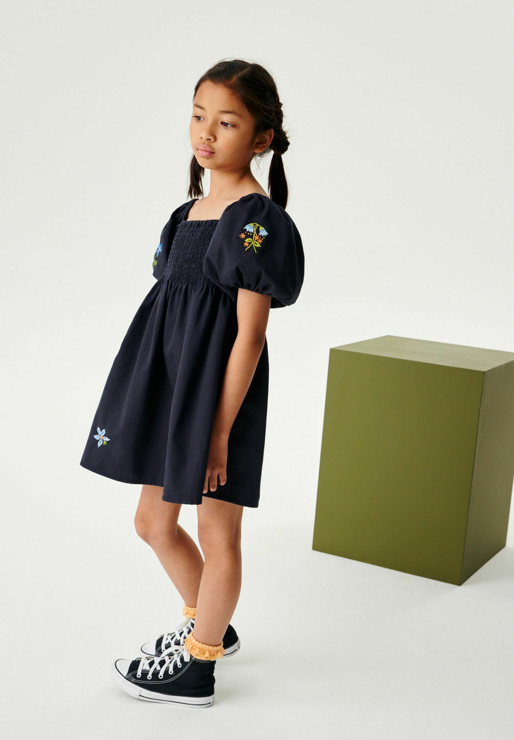 Robe En Jean Boutonnée NEXT - Taille 2-3 Ans Fille - Occasion Très Bon état