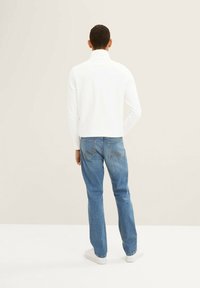 TOM TAILOR TTJOSH Slim - Vaqueros slim fit - tinted blue denim
