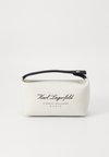 POUCH - Delninukė - natural