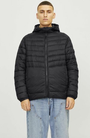 Black puffer jacket with horizontal quilted pattern, zip closure, and a hood. Smooth texture with elastic cuffs and hem, paired with light blue jeans.