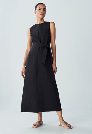 WILLA CAIRA - Vestido largo - black