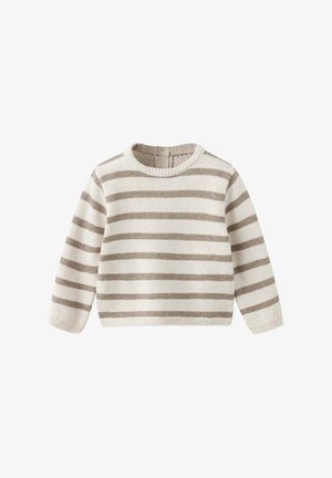 Dziecięcy sweter z dzianiny z długim rękawem, w beżowo-białe poziome paski, z okrągłym dekoltem na białym tle.