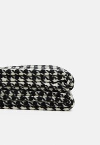 Pieces PCJIRA SCARF  - Sjal / Tørklæder - black