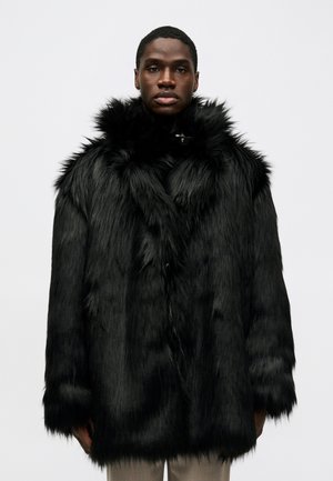 Rankning 13: GmbH - ARNA UNISEX - Vinterkappa /-rock