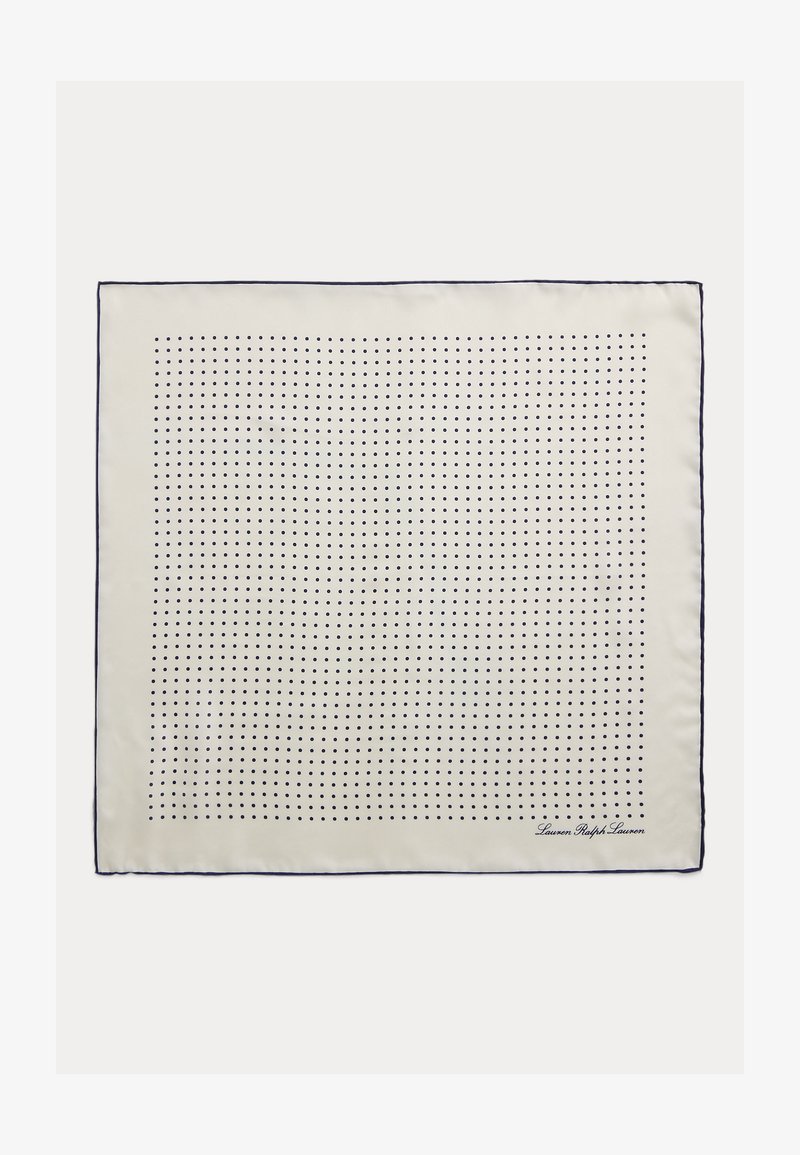 Kremfarvet firkantet tørklæde med marineblåt polkaprikket mønster og en tynd marineblå kant, signeret "Lauren Ralph Lauren" i et hjørne.