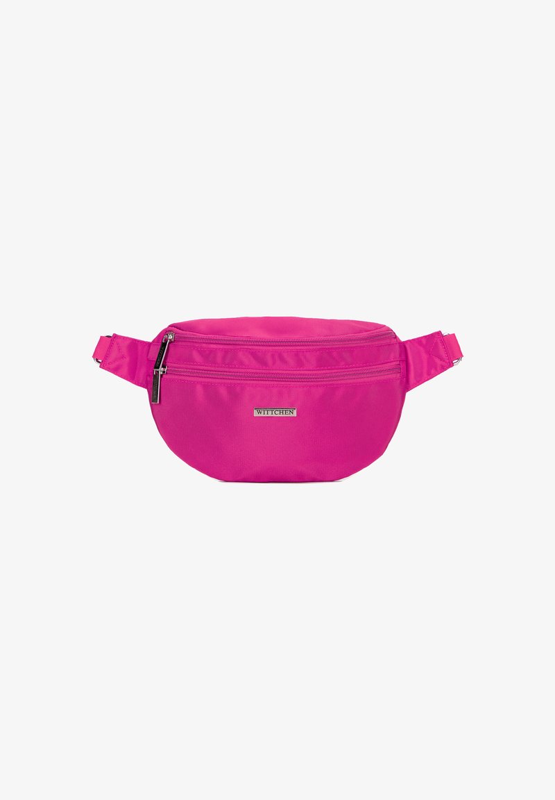Marsupio in nylon rosa brillante, con un compartimento principale con zip e una tasca frontale, dotato di tracolla regolabile e dettagli in metallo.