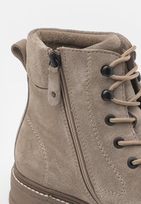 Pier One LEATHER - Bottines à lacets - taupe