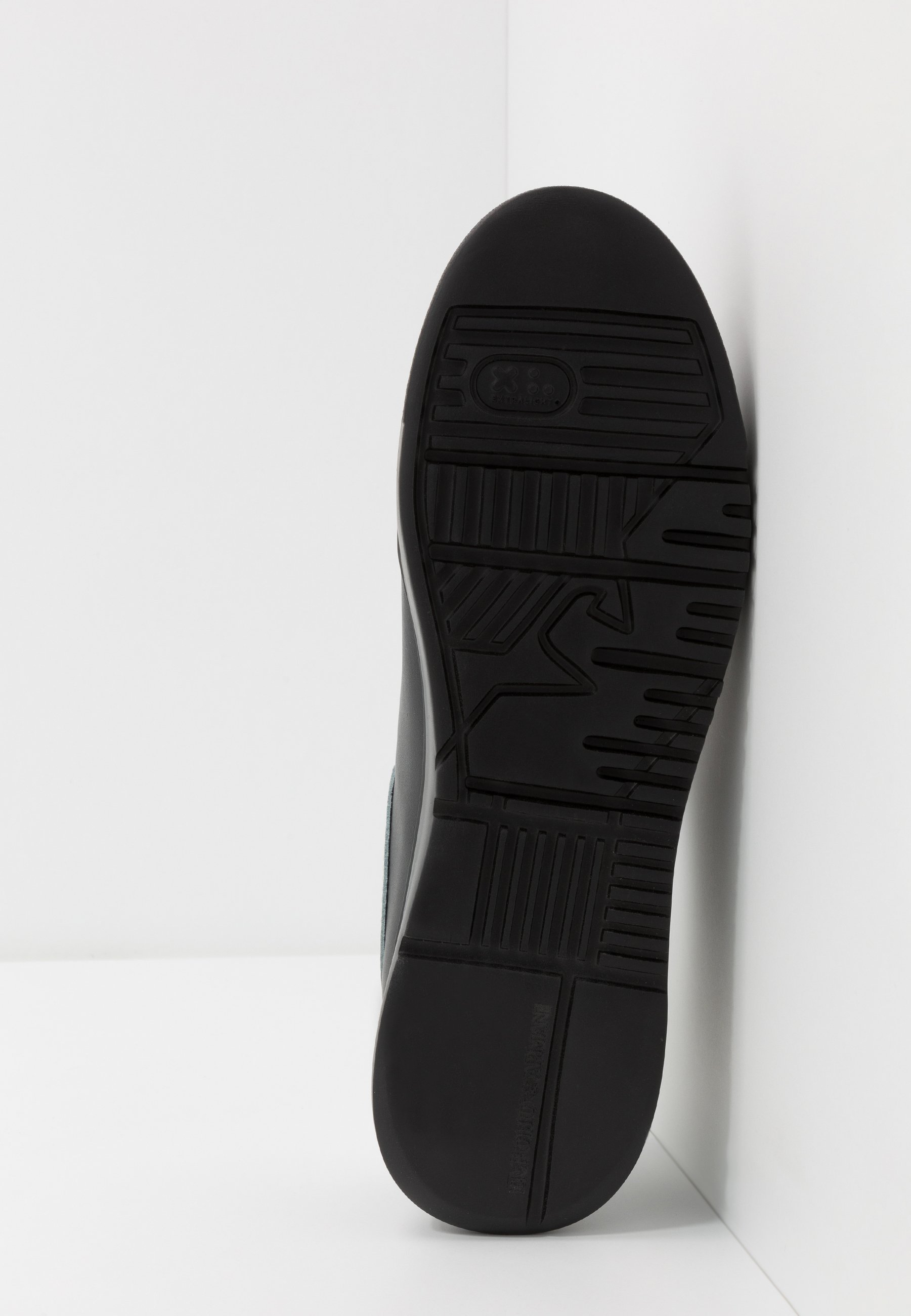 black armani trainers
