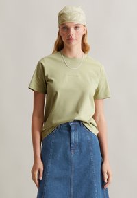Marc O'Polo DENIM - DFC REGULAR  - T-Shirt basic - elm green Thumbnail-Bild 1