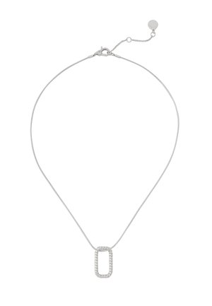 Silberne Halskette mit einer dünnen, flexiblen Kette und einem strukturierten rechteckigen Anhänger mit einem verdrehten Design. Verstellbarer Verschluss mit Verlängerung.