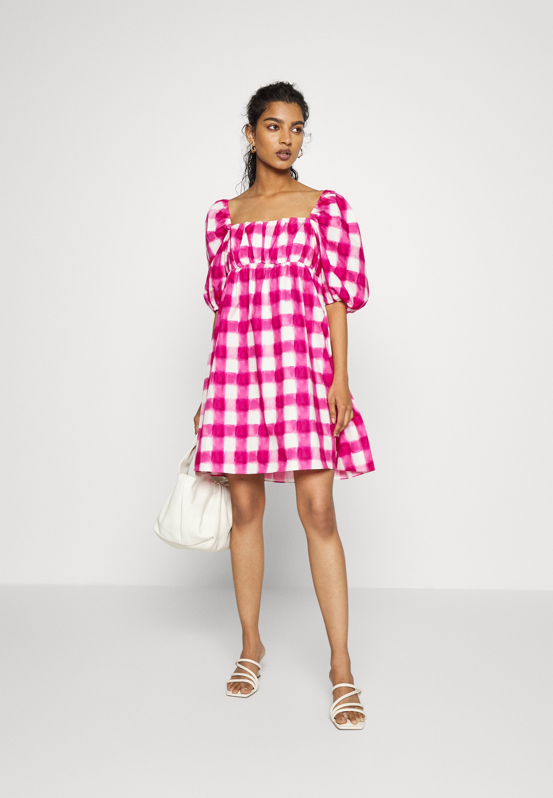 Glamorous Petite RUCHED VOLUME MINI 