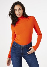 Garcia Langarmshirt - flame scarlet