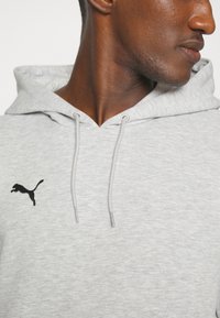 Puma HOOPS TEAM HOODIE - Džemperis su gobtuvu - light gray heather