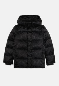 Doudoune noire avec capuche, présentant un design matelassé et un motif ton sur ton discret. Fabriquée en matériau brillant et lisse avec des poignets élastiques.