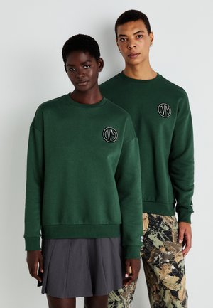 NMMILES UNISEX - Sweatshirt - cilantro/black