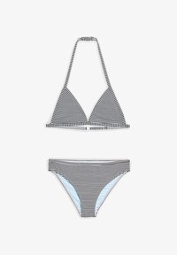 Valittu, black white