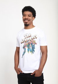 Marvel AVENGERS CLASSIC AVENGERS - Camiseta estampada - white