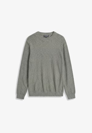 Maglione grigio chiaro a girocollo, lavorato a maglia, con maniche lunghe e polsini e orlo a coste, disteso su uno sfondo bianco.