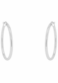 Pendientes de aro de plata con un acabado pulido, que presentan una forma circular y un diseño de cierre sencillo. Texture suave, sin patrones ni adornos.