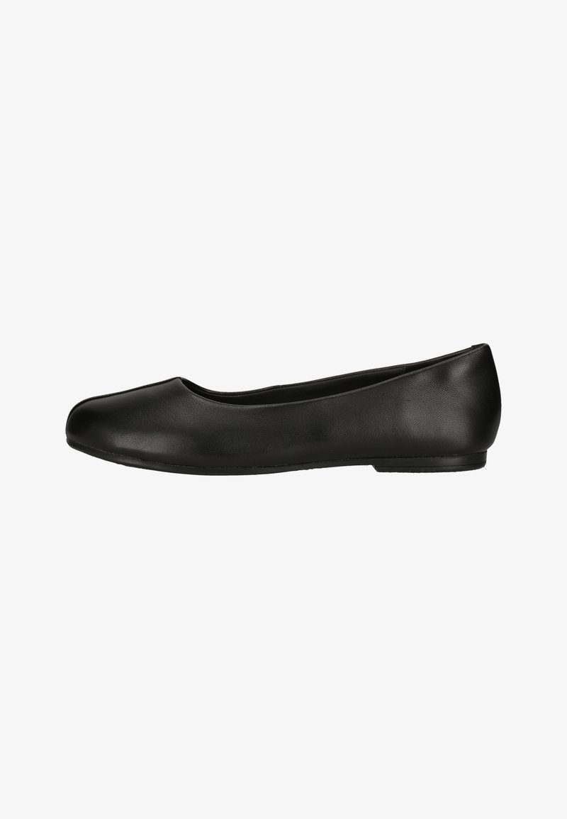 Chaussure plate noire pour femme avec bout arrondi, talon bas et dessus en cuir lisse.