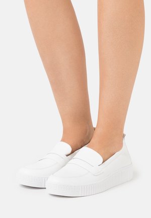 Slippers - weiß