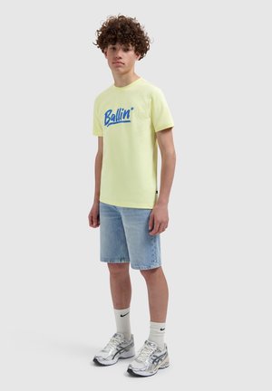 Ballin, REGULAR FIT CREWNECK SS T-SHIRTS - T-shirt print - yellow