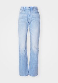 Jeans en denim bleu clair taille haute avec fermeture à boutons et zip, poches avant et arrière, et coupe droite.