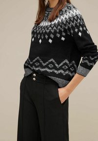 Street One Stickad tröja - black